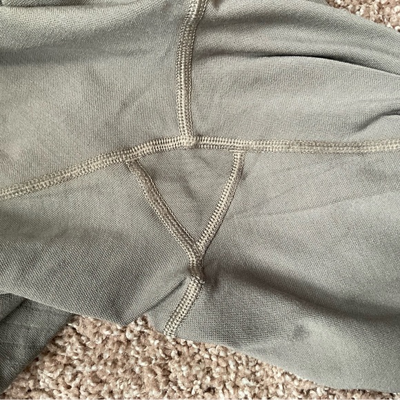 Lululemon Lab Seamlesss Wool-blend Tight sz8 - Picture 7 of 7